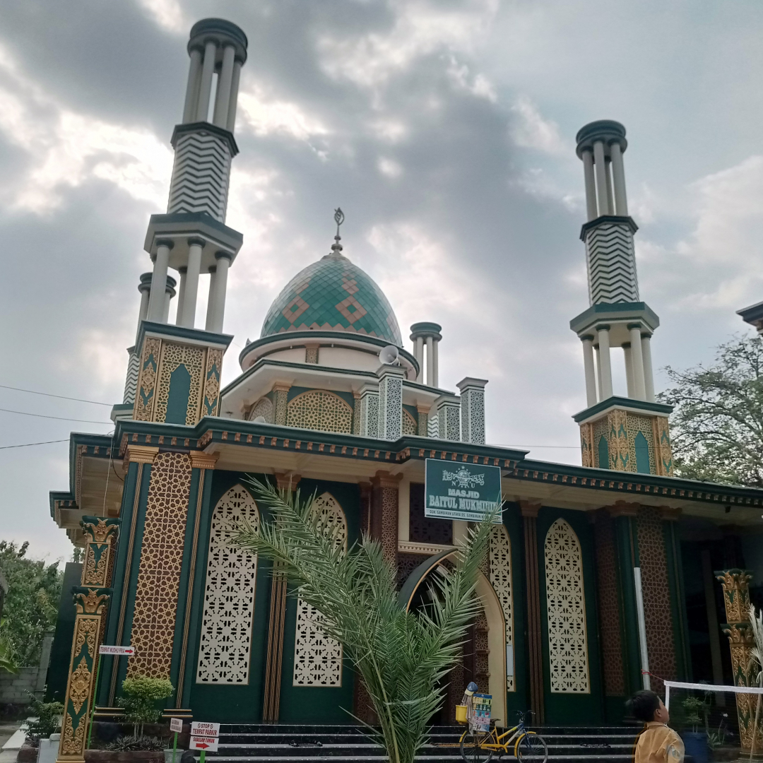 Suasana Masjid           